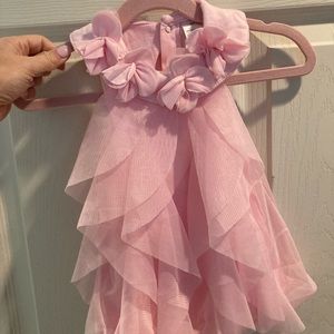 Adorable pink infant party dress 💕